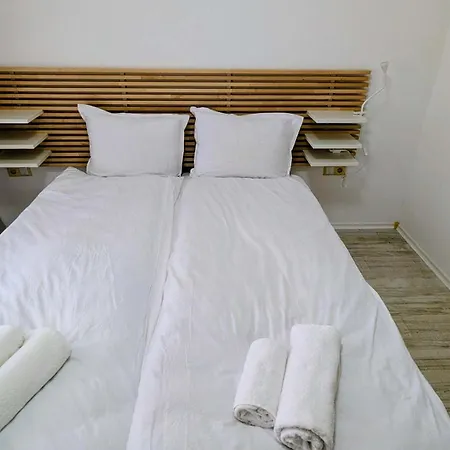 Smokinya Waves - 1br - 2 Minutes To The By Flat Mаnager Apartmán