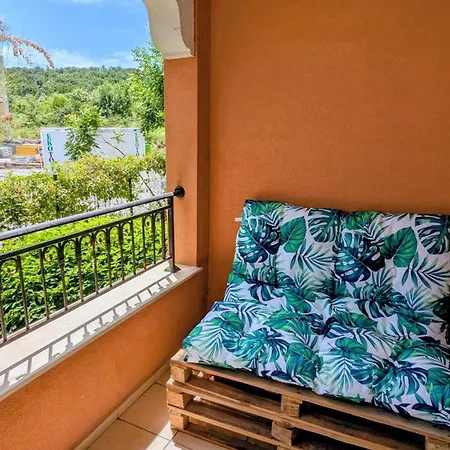Smokinya Waves - 1br - 2 Minutes To The By Flat Mаnager Apartmán